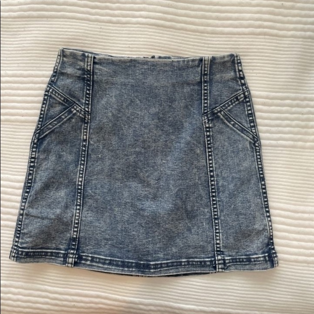 Denim skirt